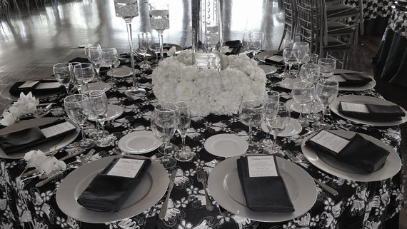 czarno białe wesele