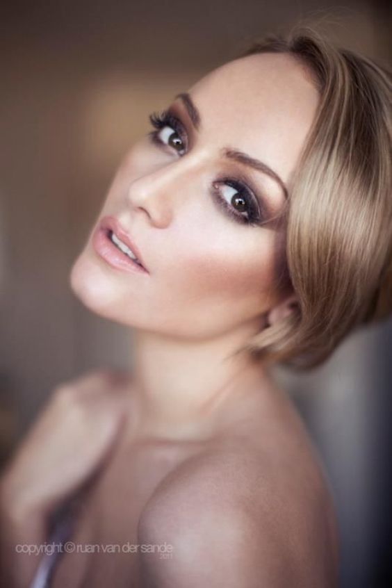 makijaż ślubny z brazem