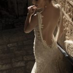 urocza i piękna suknia ślubna