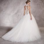 urocza suknia ślubna