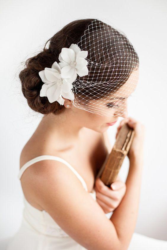 Woalka w stylu retro