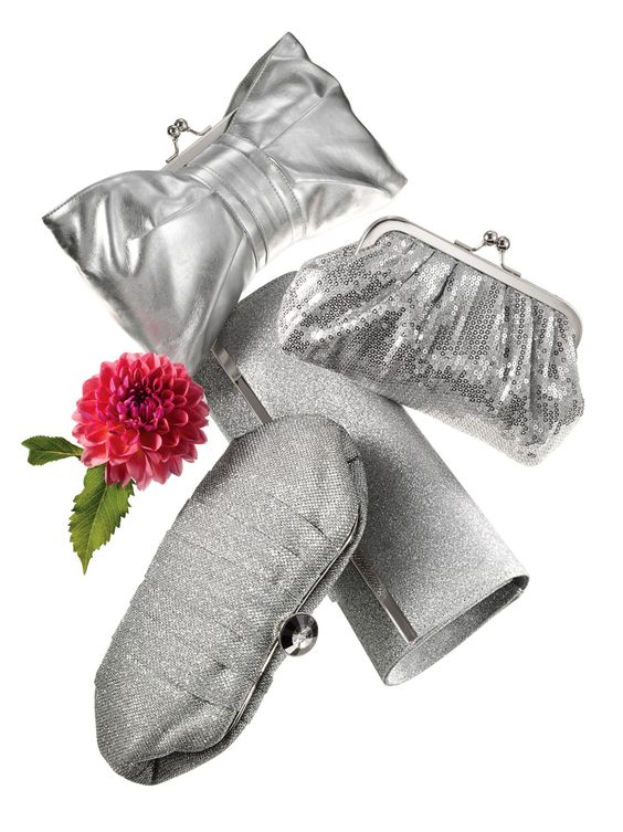 Srebrna torebka ślubna