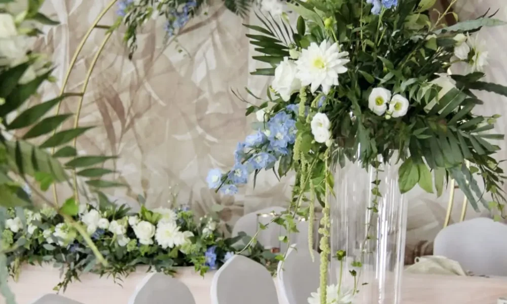 dekoracja sali kwiaty