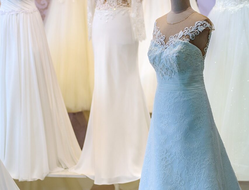 Trendy w modzie ślubnej