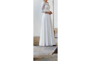 Zwiewna koronkowa suknia ślubna r 36