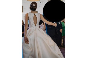 Elegancka suknia ślubna Vanilla Sposa Brusel