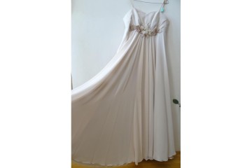 suknia ślubna delikatny pudrowy róż rozmiar 42, wzrost 170 - 172.