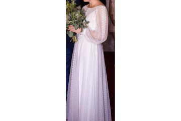Romantyczna i pełna wdzięku suknia ślubna od Chocka Atelier.