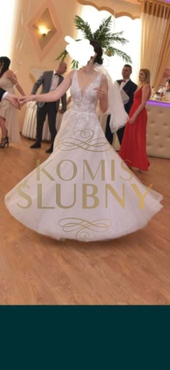 Bajkowa suknia ślubna 
