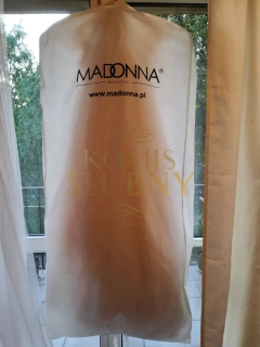 Suknia ślubna 2w1 z salonu Madonna (kolekcja Milla Nova)