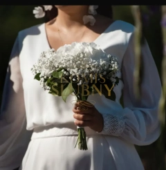 Suknia ślubna z jedwabiu