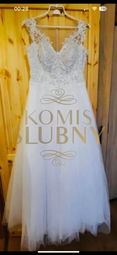 Suknia ślubna r 40/42 500 zł