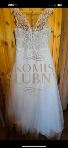 Suknia ślubna r 40/42 500 zł