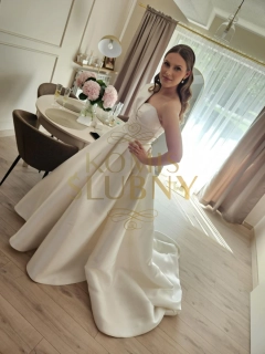 suknia ślubna Pronovias – model Sedna 