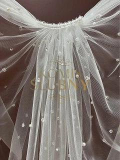 Suknia ślubna z trenem Anna Sposa