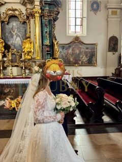Piękna Suknia ślubna cała z bawełnianej koronki 