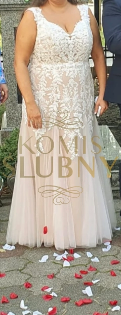 Suknia ślubna rybka plus size