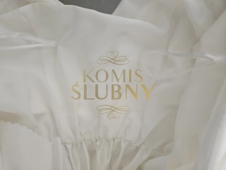 Suknia ślubna z trenem + welon kardynalny