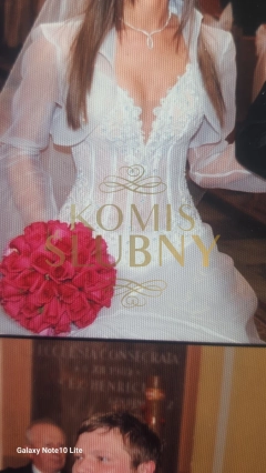 Sprzedam suknię ślubną - rozmiar -xs/s, piękna , jak nowa, gorset z glębokim dekoltem + dól spodnica /księżniczkowa na kole, plus nażutka .