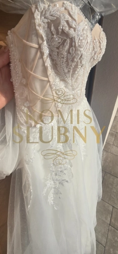 Sprzedam suknie z 2025 roku