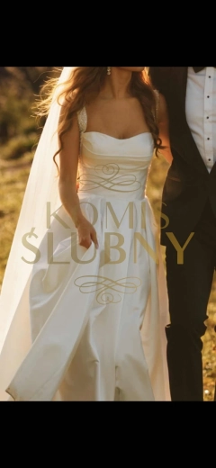 Sprzedam  klasyczną satynową suknię ślubną z kieszonkami rozmiar XS 