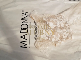 Suknia ślubna „Adel” – Madonna, Warszawa  Sprzedam suknię ślubną model Adel, zakupioną w salonie Madonna w Warszawie w 2018 roku. Suknia była noszona 
