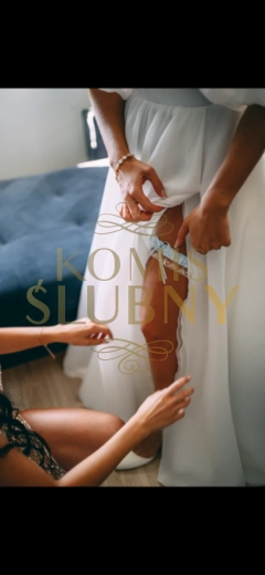 Suknia ślubna z dodatkami