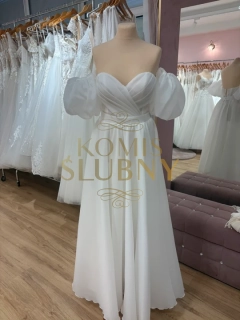 Suknia ślubna z dodatkami