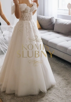 Piękna romantyczna suknia ślubna – projekt indywidualny