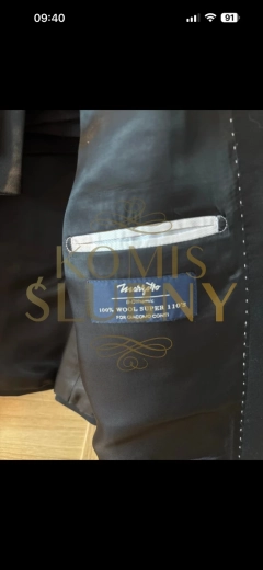 Czarny smoking z wełny 110's Giacomo Conti