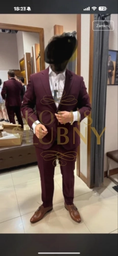 Garnitur męski bordowy 