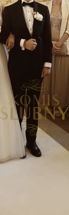 Garnitur smokingowy Pako Lorente 