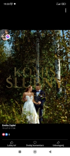 Suknia ślubna o kroju A