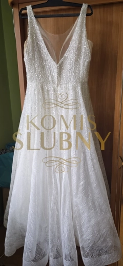 Piękna suknia ślubna