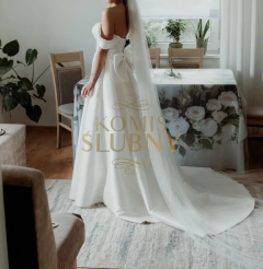 Suknia Ślubna Estelle Justin Alexander 