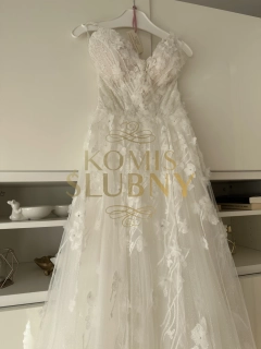 SUKNIA ŚLUBNA moda 2025/2026