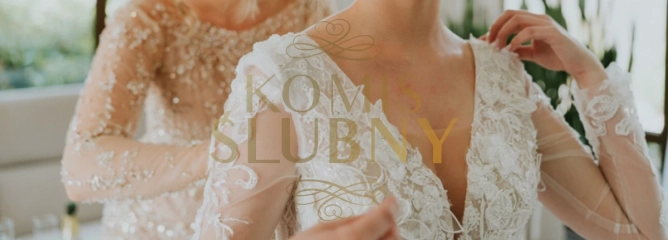 Suknia ślubna z welonem 