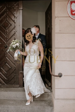 Sprzedam suknię ślubną ecru typu rybka 