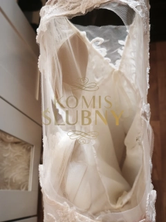 Sprzedam suknię ślubną ecru typu rybka 
