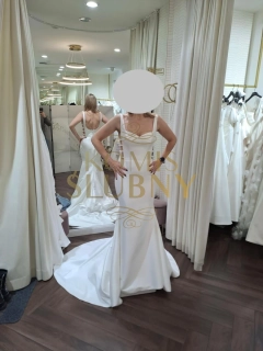 Suknia ślubna Justin Alexander rozm. 36/S cena 2500 zł 