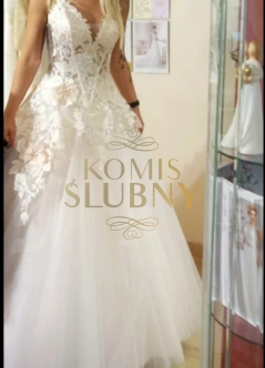 Piękna suknia ślubna 