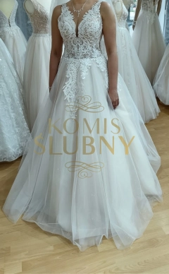Sprzedam piękną suknię ślubną Princessa rozmiar 38