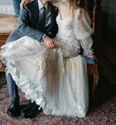 Koronkowa rybka Randy Fenoli z pięknym, długim trenem i odpinanymi rękawami rozmiar 36-38 wzrost 178cm